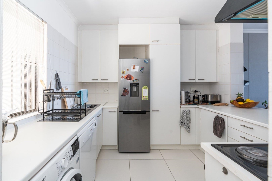 2 Bedroom Property for Sale in Fresnaye Western Cape